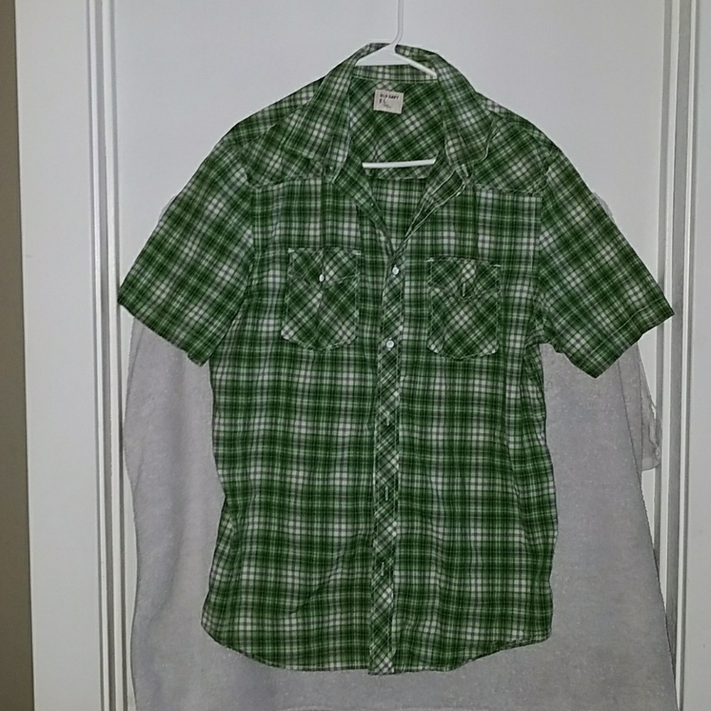 Old navy button up shirt